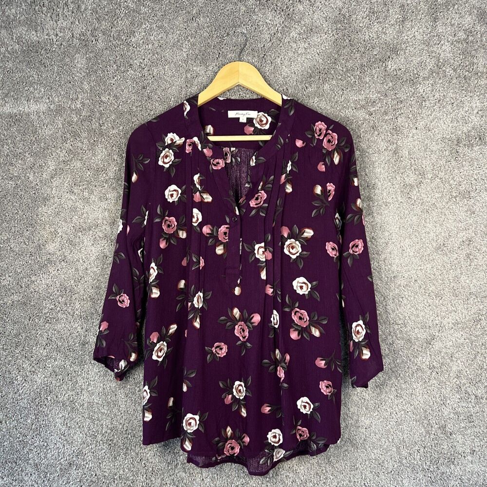 Monday Fun Shirt Womens Small Purple Long Sleeve V-Neck Floral Stitch Fix Top - Picture 1 of 11